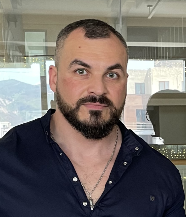 არსენა ხატიაშვილი